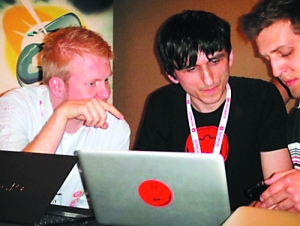 ȫ��ڿʹ���:20��ڵ�iPhone��1.5����Ԫ����